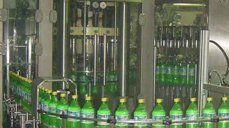易拉罐饮料灌装封口机：揭秘其型号背后的工艺与选择**
